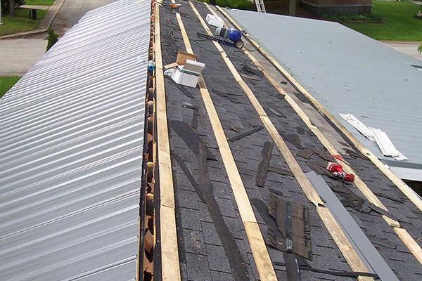 Professional Roof Replacement Service