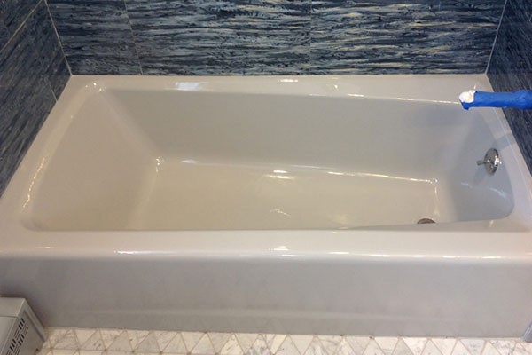 Bathtub Refinishing Service