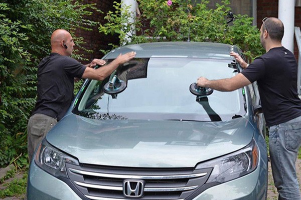 Windshield Replacement Costs Brooklyn NY