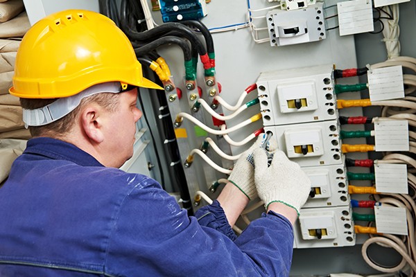 Emergency Electrician Pearland TX