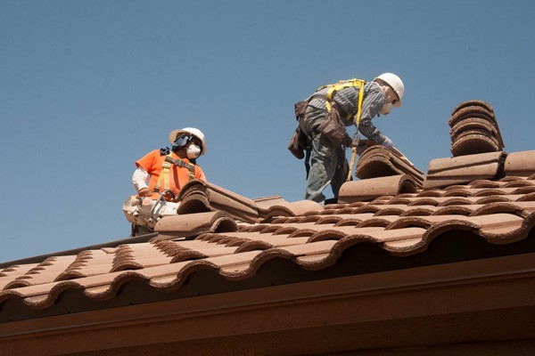 Residential And Commercial Roofing Contractor