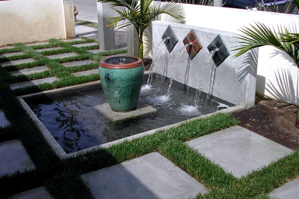 Garden & Fountain Maintenance
