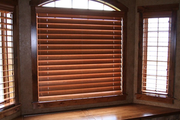 Motorized Blinds And Curtains